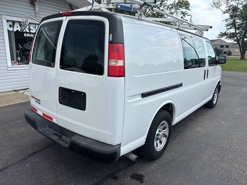 Used 2013 Chevrolet Express 1500 AWD image 3