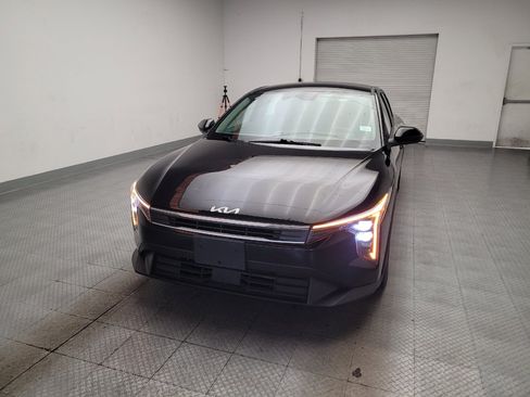 Used 2025 Kia K4 FWD image 15