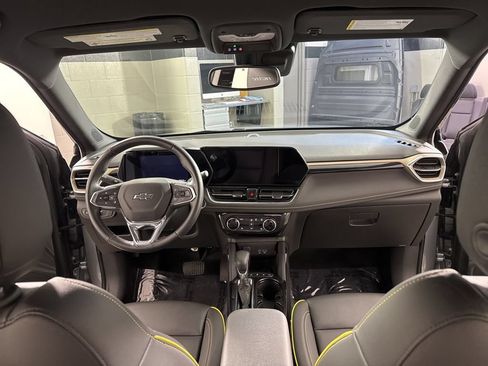 Used 2024 Chevrolet TrailBlazer ACTIV w/ Convenience Package AWD/4WD image 25
