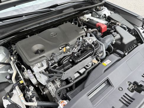 Certified 2024 Toyota Camry SE FWD image 21