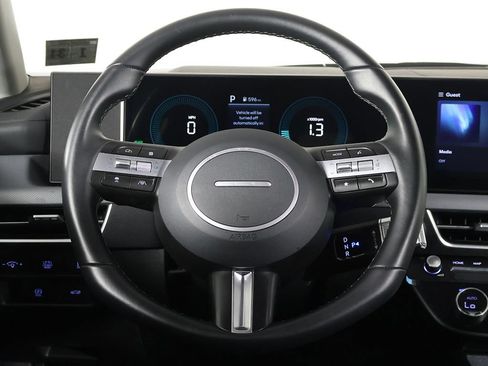 Used 2025 Hyundai Sonata SEL FWD image 32