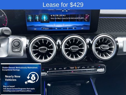 Used 2025 Mercedes-Benz GLB 250 4MATIC image 8