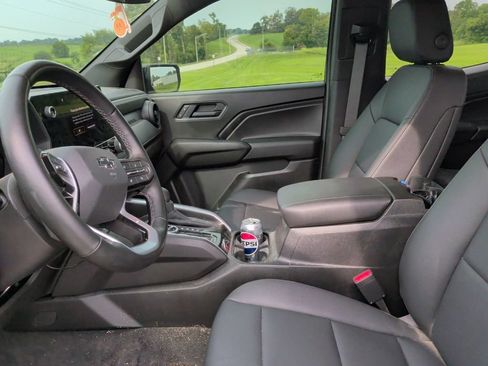 Used 2026 Chevrolet Colorado Trail Boss AWD/4WD image 5