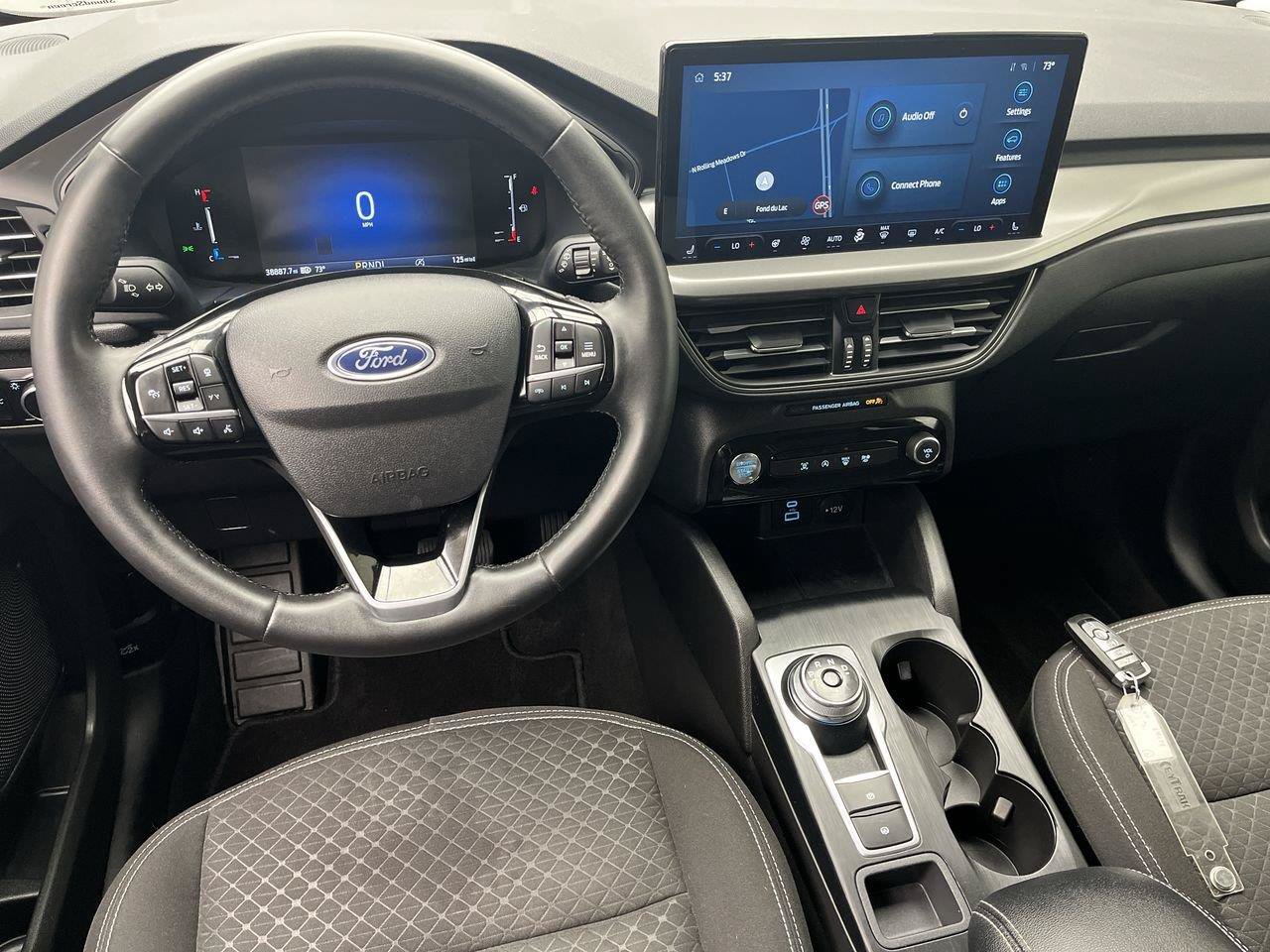 Used 2023 Ford Escape Active w/ Tech Pack #1 AWD/4WD image 14