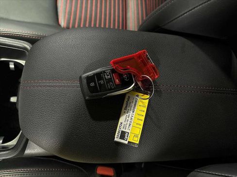 Certified 2022 Toyota RAV4 XSE image 32