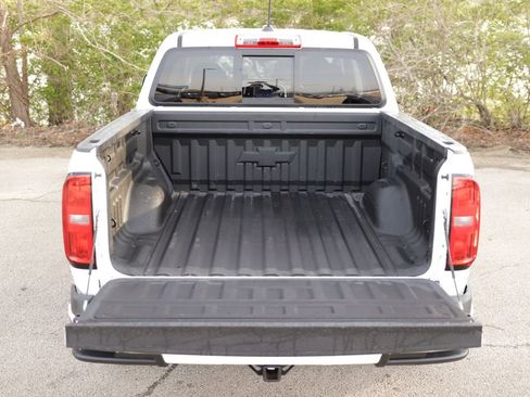 Used 2017 Chevrolet Colorado LT w/ LT Convenience Package image 25