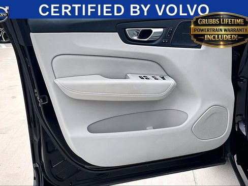 Certified 2024 Volvo XC60 B5 Plus w/ Protection Package Premier AWD/4WD image 22