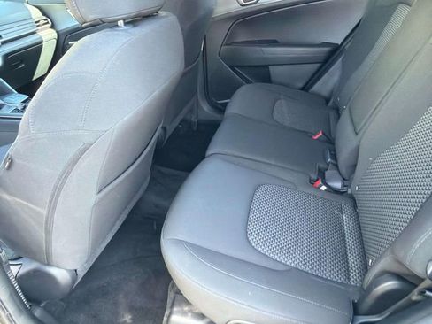 Used 2024 Kia Sportage LX FWD image 29