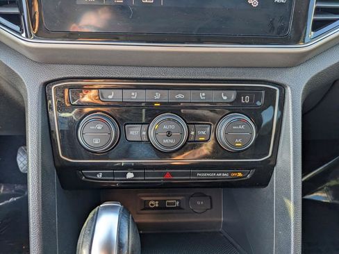 Used 2019 Volkswagen Atlas SEL Premium image 26