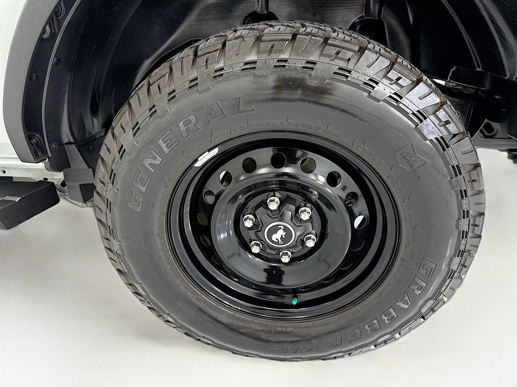 Used 2023 Ford Bronco Big Bend AWD/4WD image 30