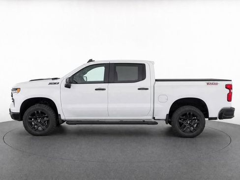 Used 2024 Chevrolet Silverado 1500 LT Trail Boss w/ LT Trail Boss Premium Package AWD/4WD image 4