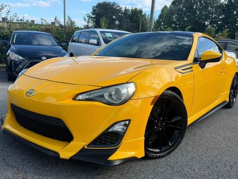 Used 2015 Scion FR-S Release Series 1.0 RWD image 3