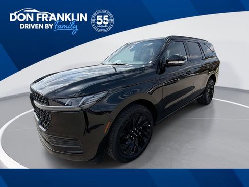 New 2026 Lincoln Navigator Reserve AWD/4WD image 1
