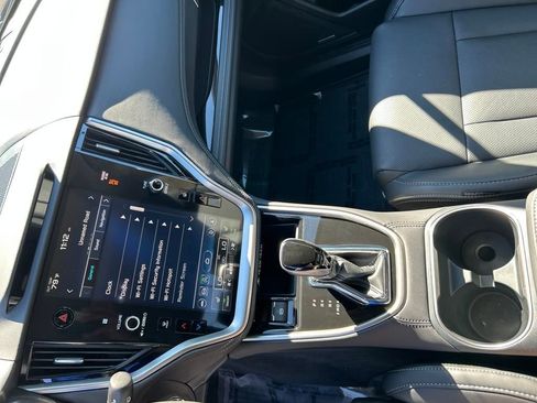 Used 2025 Subaru Outback Limited XT image 17