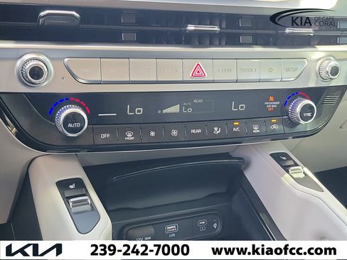Certified 2024 Kia Telluride S w/ S Sunroof Package FWD image 31