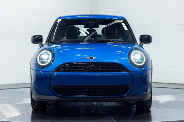 Certified 2026 MINI Cooper 4-Door Hardtop FWD image 5