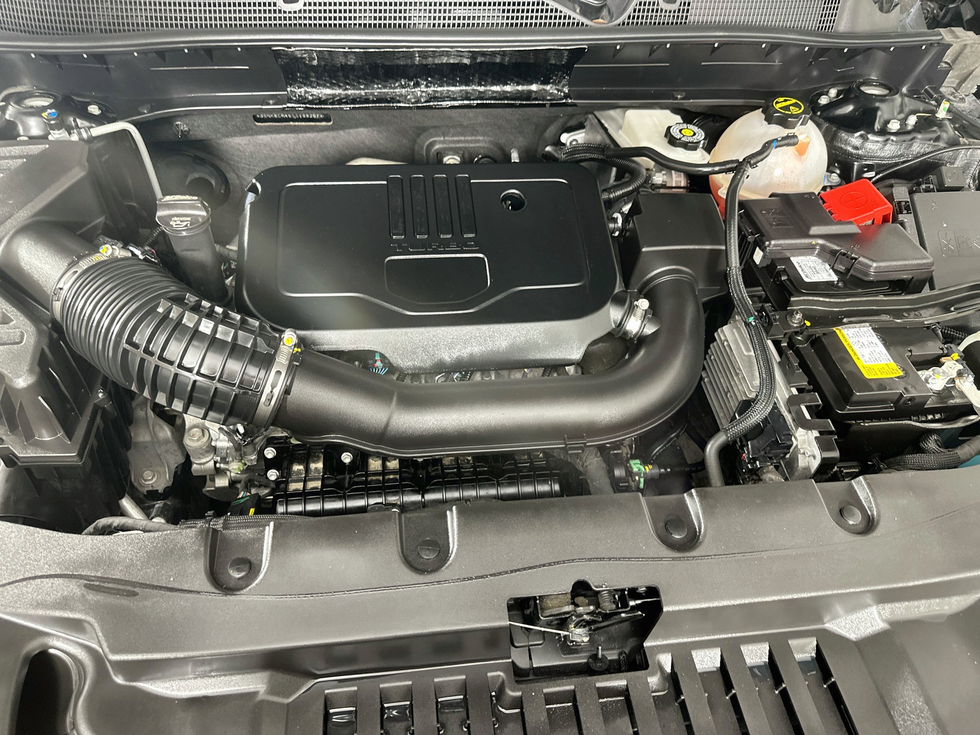 Used 2025 Chevrolet Blazer LT FWD image 32