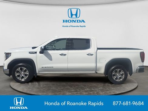 Used 2025 GMC Sierra 1500 SLT RWD image 2
