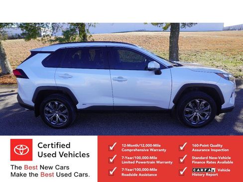 Certified 2024 Toyota RAV4 XLE Premium image 2