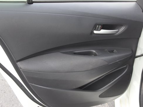 Used 2020 Toyota Corolla LE FWD image 21
