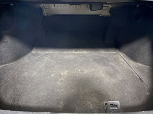 Used 2020 Toyota Camry LE image 34