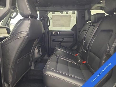 New 2026 Ford Bronco Outer Banks w/ Sasquatch Package AWD/4WD image 18