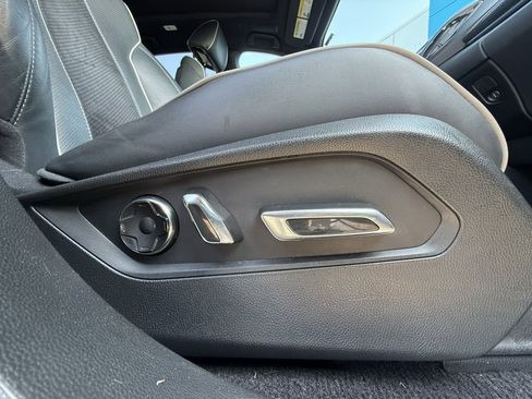 Used 2019 Acura RDX A-Spec image 16