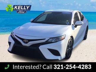 Used 2018 Toyota Camry SE video 1