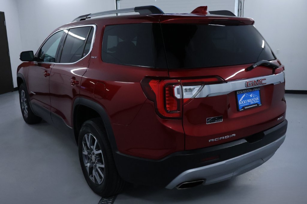 Used 2023 GMC Acadia SLT AWD/4WD image 5