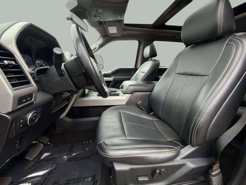 Used 2021 Ford F350 Lariat w/ Camper Package image 17