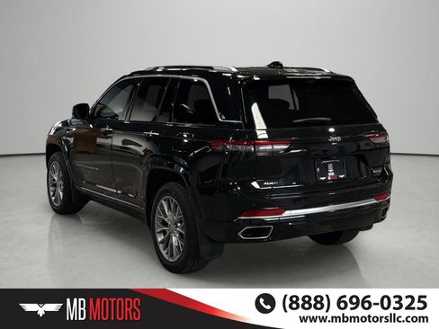 Used 2022 Jeep Grand Cherokee Summit w/ Advanced Protech Group IV AWD/4WD image 3