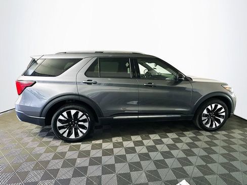 Used 2025 Ford Explorer Platinum w/ LUX Leather Package image 9