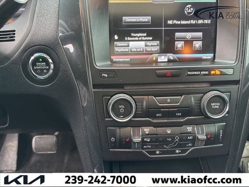 Used 2016 Ford Explorer XLT w/ Equipment Group 202A image 20