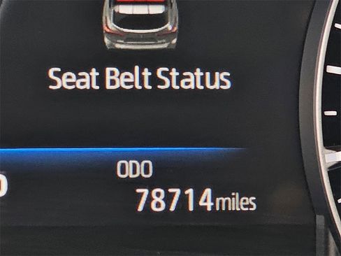 Used 2021 Toyota Highlander XLE image 24