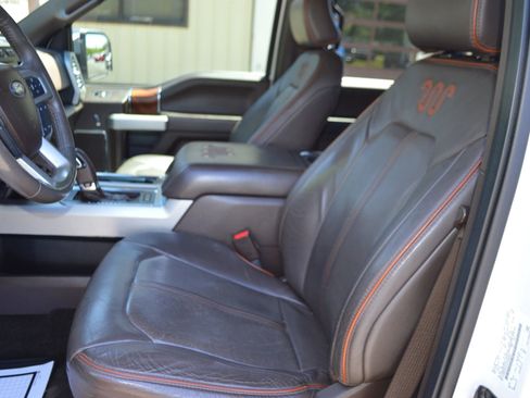Used 2016 Ford F150 King Ranch w/ Equipment Group 601A Luxury AWD/4WD image 15
