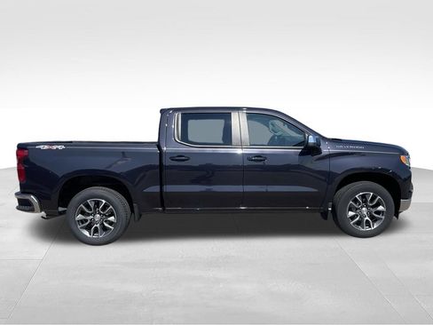 Used 2023 Chevrolet Silverado 1500 LT AWD/4WD image 23