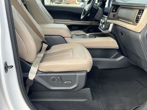 Used 2024 Ford Expedition Max Limited image 27
