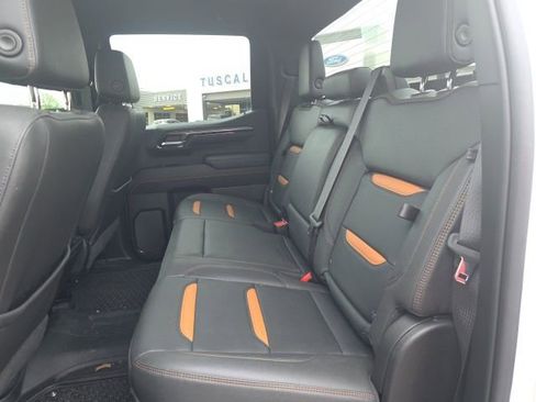 Used 2022 GMC Sierra 1500 AT4 image 10