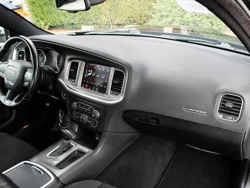 Used 2022 Dodge Charger GT image 32