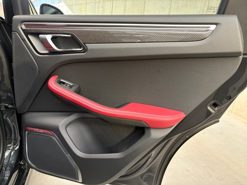 Certified 2023 Porsche Macan GTS AWD/4WD image 27