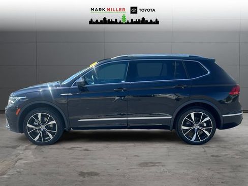 Used 2022 Volkswagen Tiguan SEL R-Line AWD/4WD image 2