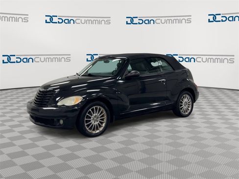 Used 2008 Chrysler PT Cruiser Touring w/ Sound Group II image 4