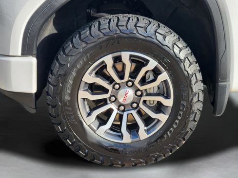 Used 2020 GMC Sierra 1500 AT4 w/ AT4 Premium Package AWD/4WD image 31