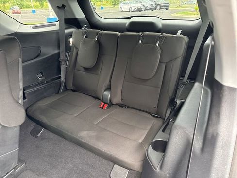 Used 2021 Ford Explorer XLT image 29