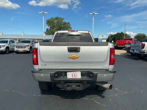 Used 2014 Chevrolet Silverado 2500 LTZ w/ LTZ Plus Package AWD/4WD image 6