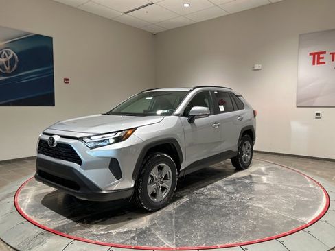 New 2025 Toyota RAV4 XLE image 2