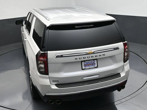 Certified 2022 Chevrolet Suburban Premier AWD/4WD image 54