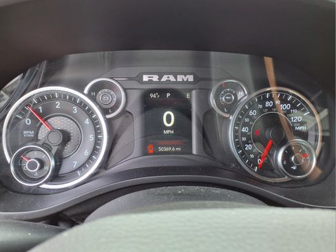 Used 2020 RAM 1500 Big Horn AWD/4WD image 17