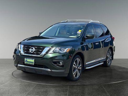 Used 2018 Nissan Pathfinder Platinum w/ Cargo Package AWD/4WD image 4