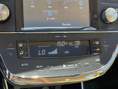 Used 2018 Toyota Avalon XLE Premium w/ All Weather Liner Package FWD image 29